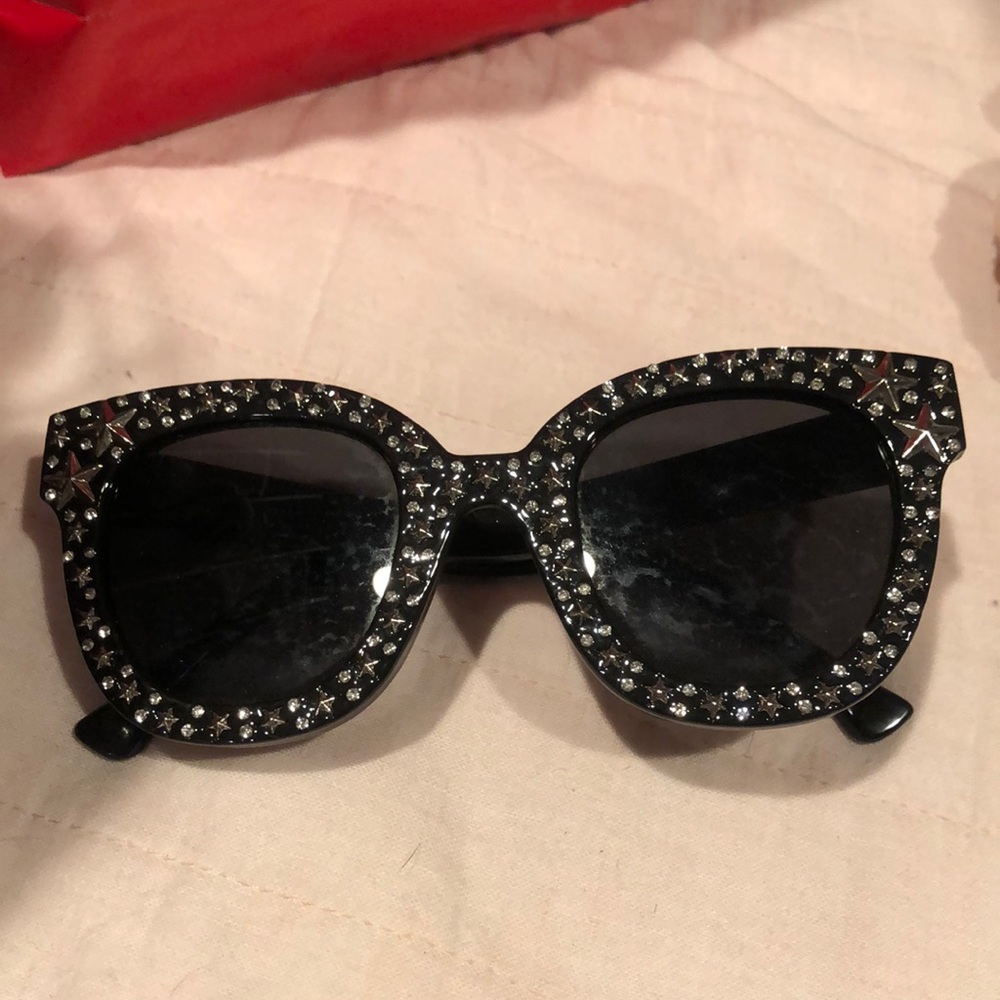 black stars sunglasses